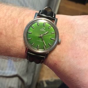 Vintage ENICAR Swiss mechanical hand wind watch